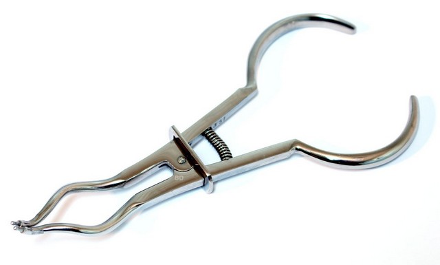 Picture of 11273 Brewer Rubber Dam Forceps Stainless Steel&#44; 6.5 in.