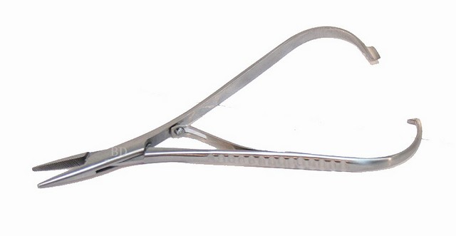 Picture of 10417 Mathieu Needle Holder Fine Shape Dental Surgical Instruments Ce&#44; 7 in.
