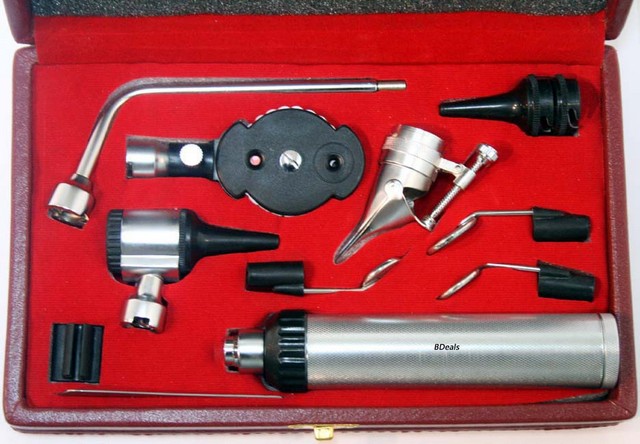 Picture of 10025 Ophthalmoscope Otoscope Ent Diagnostic Set