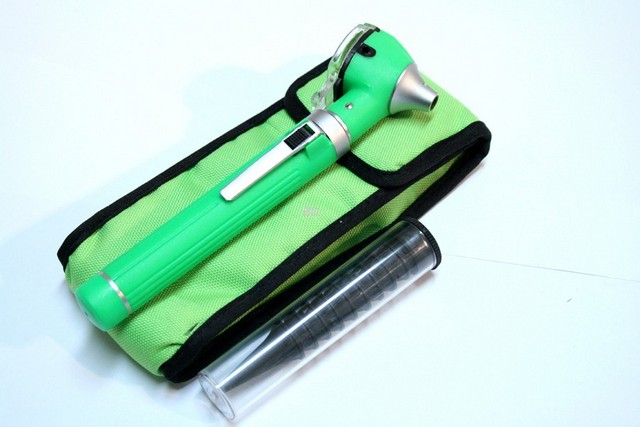 Picture of 10028 Green Fiber Optic Otoscope Mini Pocket Medical Ent Diagnostic Set