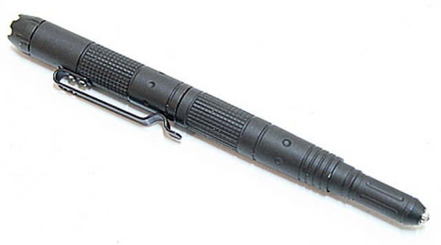Picture of 5451 Defender Extreme Black Aluminum Pen with Built in Light&#44; 6 in.