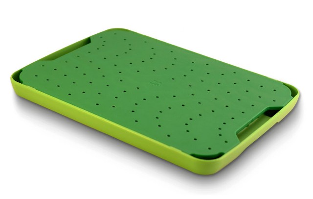 Picture of Simpleware GRN204 Flow Juice Catching Cutting Board Slim Non Slip- Green-Green