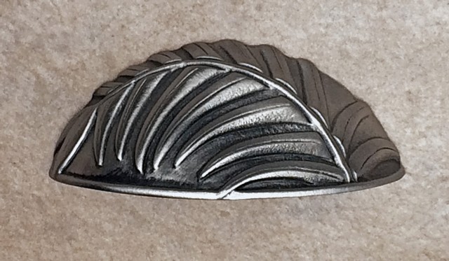 Palm Leaf Bin Left Pull- Shiny