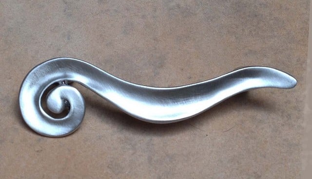 Long Spiral Right Pull- Shiny