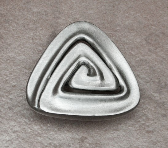 DHK15-SA Triangle Spiral Knob- Satin