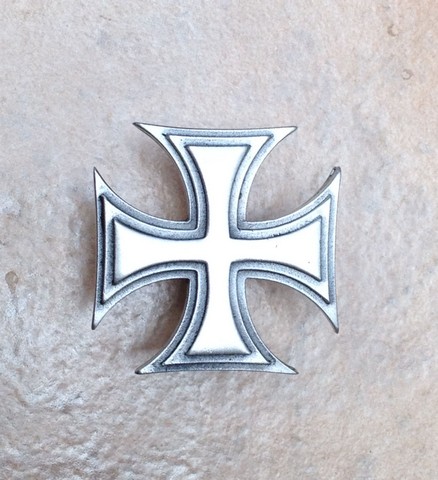 Surfer Cross Knob- Satin