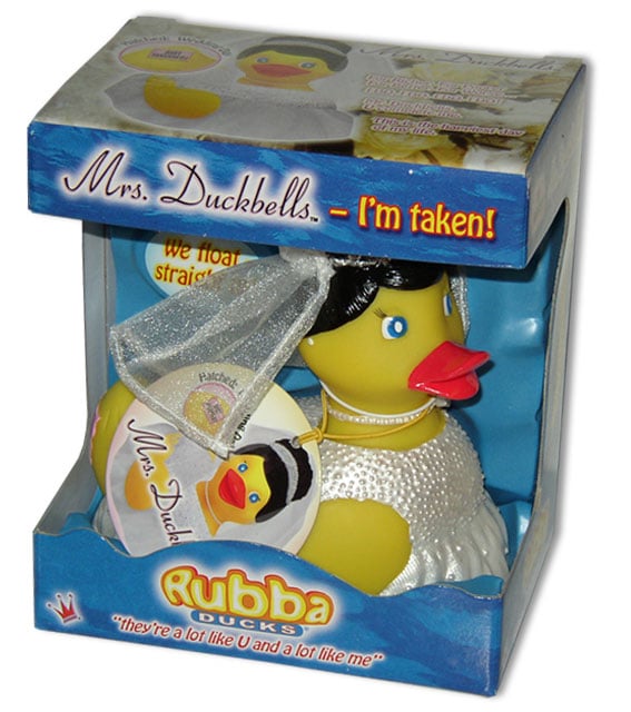 Picture of Rubba Ducks RD00066 Mrs Duckbells Gift Box