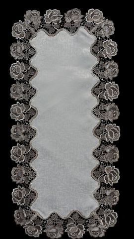 Picture of Sinobrite H0987 Cocoa Rose Oval Runner- 16 x 72 in.