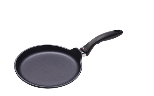 Picture of Swiss Diamond 6224i 9.5 in. Induction Nonstick Crepe Pan