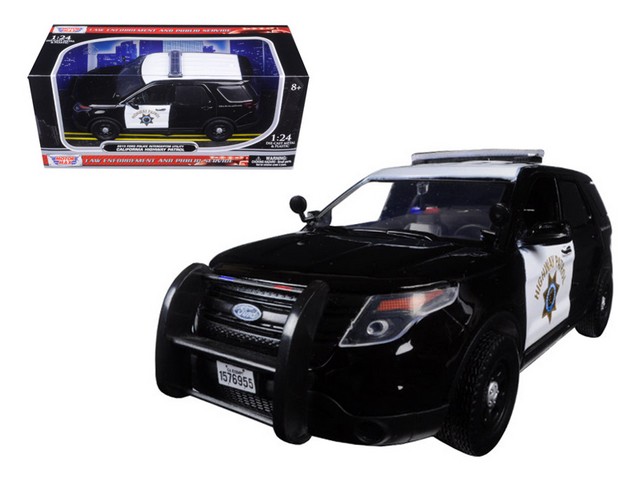 76955 2015 Ford Interceptor Police Utility California Highway Patrol Black & White 1-24 Diecast Model Car -  MOTORMAX