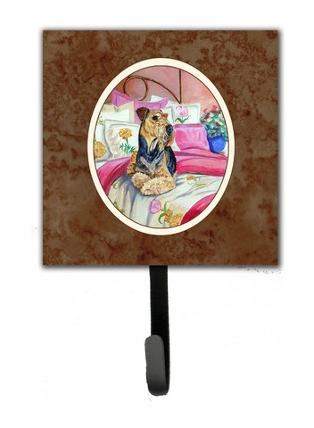 Picture of Carolines Treasures 7006SH4 Airedale Waiting on Mom Leash or Key Holder