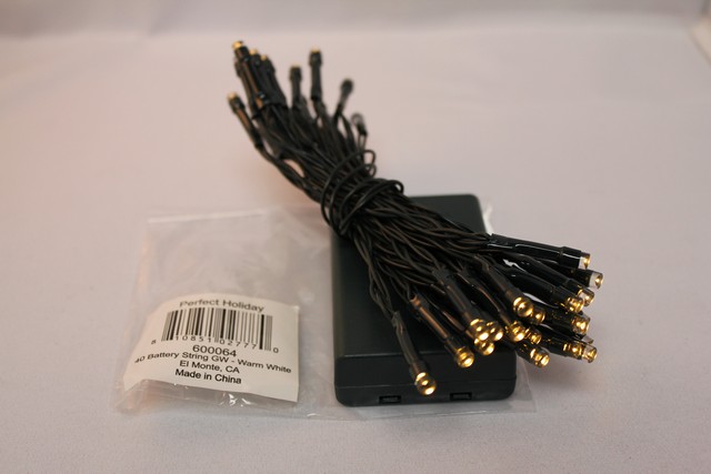Perfect Holiday 600064 Battery Operated 40 LED Green Wire String Light - Warm White