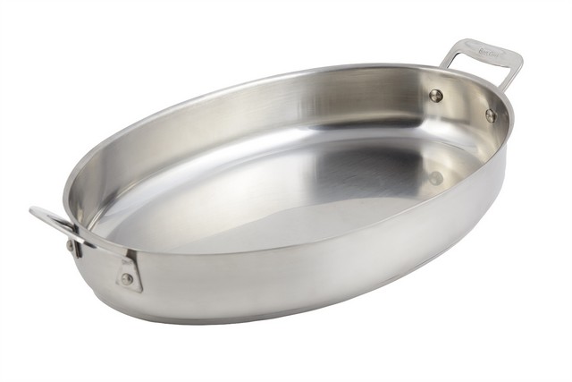 Picture of Bon Chef 60018 15.37 x 10 x 2.62 in. Cucina Oval Augratin & Induction Bottom, 4 quart