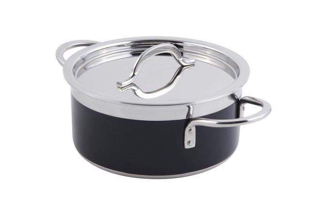 Picture of Bon Chef 60299BLACK 7 x 3 in. Classic Country French Collection 22 oz Pot with Cover, Black - 1 quart