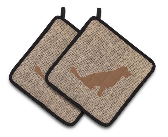 Picture of Carolines Treasures BB1076-BL-BN-PTHD Labrador Faux Burlap & Brown Pair of Pot Holders, 7.5 x 3 x 7.5 in.