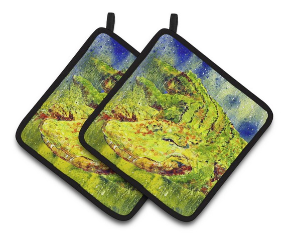 Picture of Carolines Treasures 8390PTHD Alligator Pair of Pot Holders, 7.5 x 3 x 7.5 in.