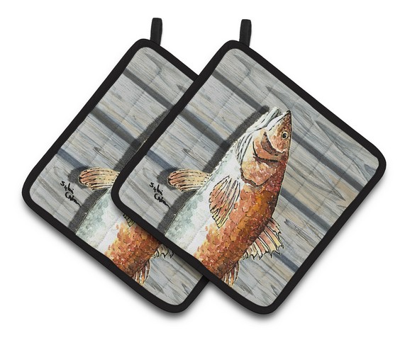 Picture of Carolines Treasures 8489PTHD Red Fish Pair of Pot Holders, 7.5 x 3 x 7.5 in.