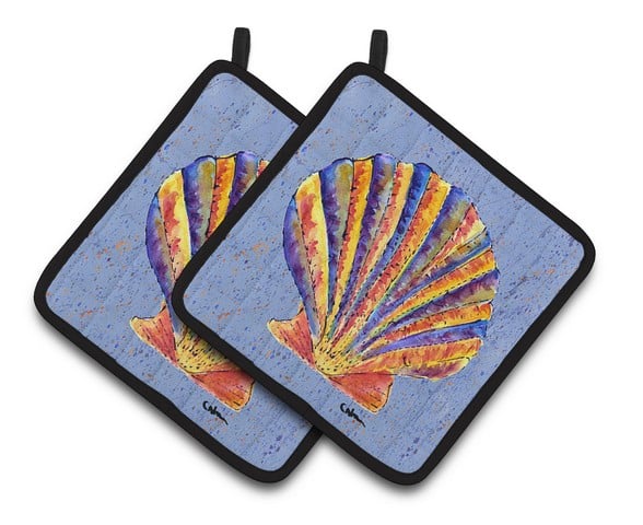 Picture of Carolines Treasures 8525PTHD Scalloped Shell on Blue Pair of Pot Holders, 7.5 x 3 x 7.5 in.