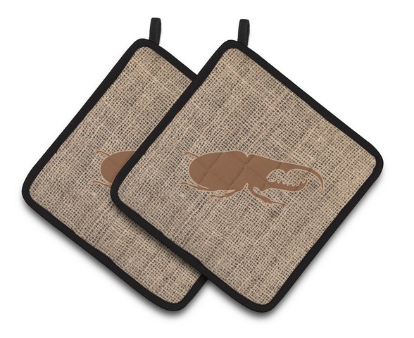 Picture of Carolines Treasures BB1056-BL-BN-PTHD Beetle Faux Burlap & Brown Pair of Pot Holders, 7.5 x 3 x 7.5 in.