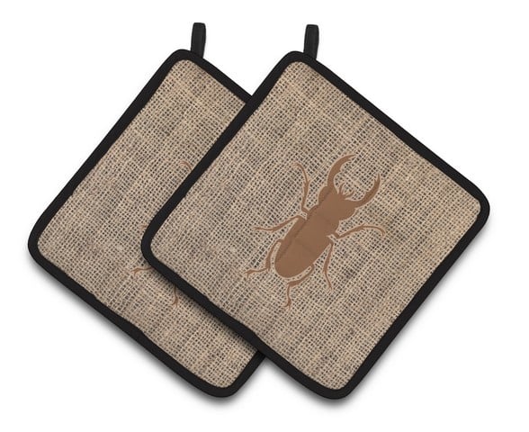 Picture of Carolines Treasures BB1063-BL-BN-PTHD Beetle Faux Burlap & Brown Pair of Pot Holders, 7.5 x 3 x 7.5 in.