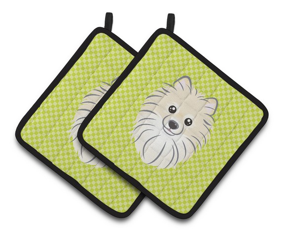 Picture of Carolines Treasures BB1269PTHD Checkerboard Lime Green Pomeranian Pair of Pot Holders, 7.5 x 3 x 7.5 in.
