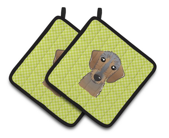 Picture of Carolines Treasures BB1295PTHD Checkerboard Lime Green Wirehaired Dachshund Pair of Pot Holders, 7.5 x 3 x 7.5 in.