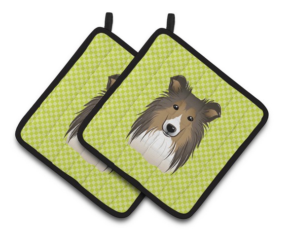Picture of Carolines Treasures BB1304PTHD Checkerboard Lime Green Sheltie Pair of Pot Holders, 7.5 x 3 x 7.5 in.