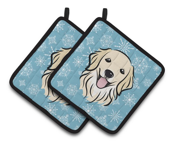 Picture of Carolines Treasures BB1639PTHD Snowflake Golden Retriever Pair of Pot Holders, 7.5 x 3 x 7.5 in.