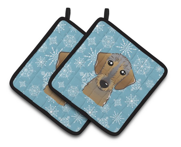 Picture of Carolines Treasures BB1667PTHD Snowflake Wirehaired Dachshund Pair of Pot Holders, 7.5 x 3 x 7.5 in.