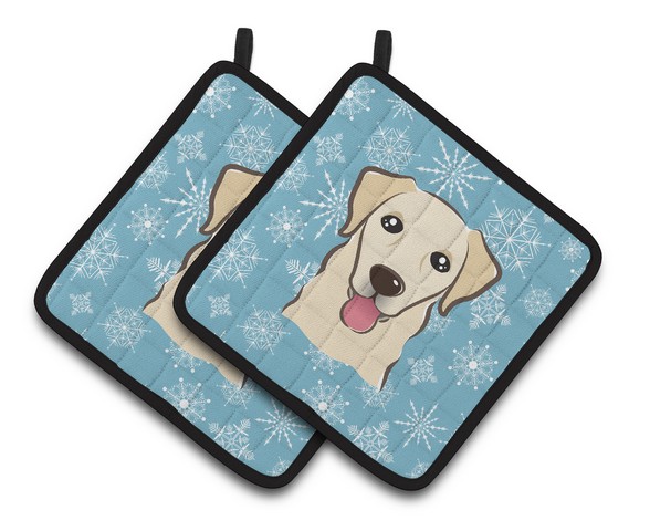 Picture of Carolines Treasures BB1686PTHD Snowflake Golden Retriever Pair of Pot Holders, 7.5 x 3 x 7.5 in.
