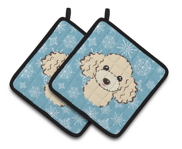 Picture of Carolines Treasures BB1692PTHD Snowflake Buff Poodle Pair of Pot Holders, 7.5 x 3 x 7.5 in.