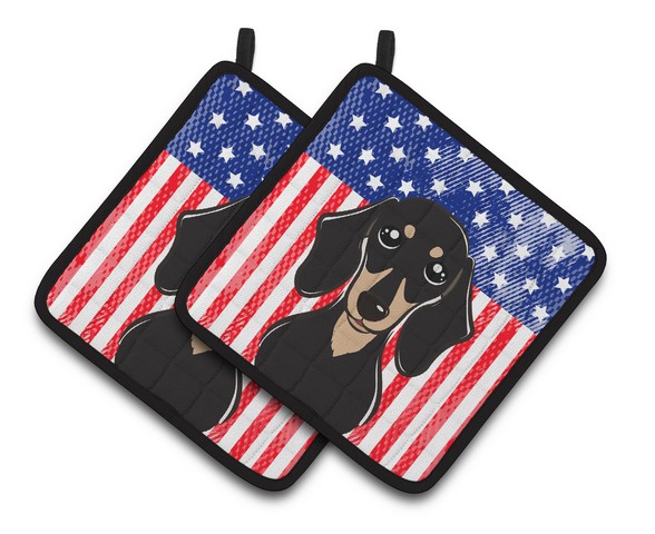 Picture of Carolines Treasures BB2145PTHD American Flag & Smooth Black & Tan Dachshund Pair of Pot Holders, 7.5 x 3 x 7.5 in.