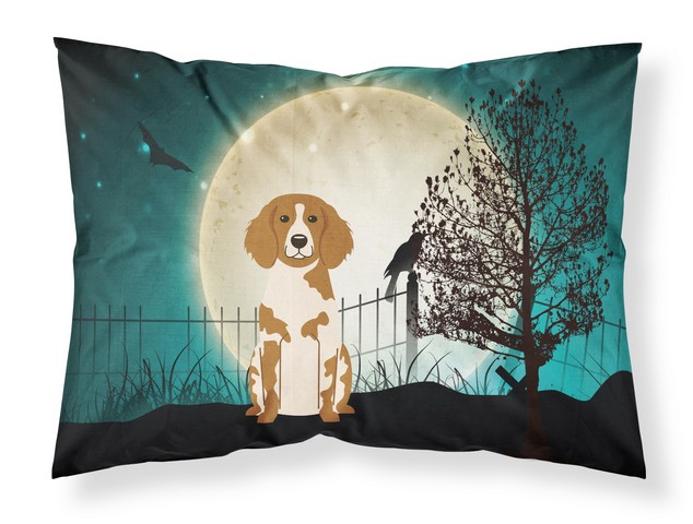 Picture of Carolines Treasures BB2262PILLOWCASE Halloween Scary Brittany Spaniel Fabric Standard Pillowcase, 20.5 x 0.25 x 30 in.