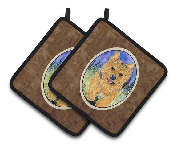 Picture of Carolines Treasures SS8993PTHD Norwich Terrier Pair of Pot Holders, 7.5 x 3 x 7.5 in.