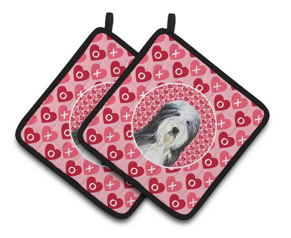 Picture of Carolines Treasures SS4497PTHD Bearded Collie Hearts Love & Valentines Day Portrait Pair of Pot Holders, 7.5 x 3 x 7.5 in.