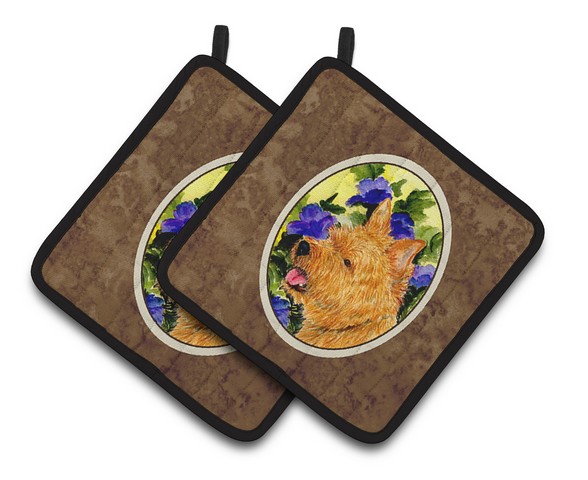 Picture of Carolines Treasures SS8421PTHD Norwich Terrier Pair of Pot Holders, 7.5 x 3 x 7.5 in.