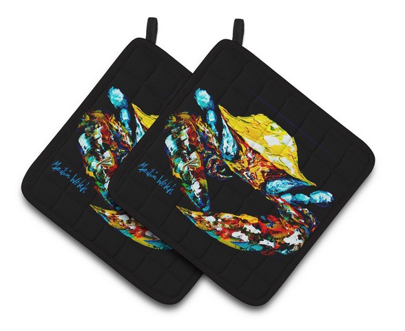 Picture of Carolines Treasures MW1205PTHD Winner Winner Black Fiddler Crab Pair of Pot Holders, 7.5 x 3 x 7.5 in.