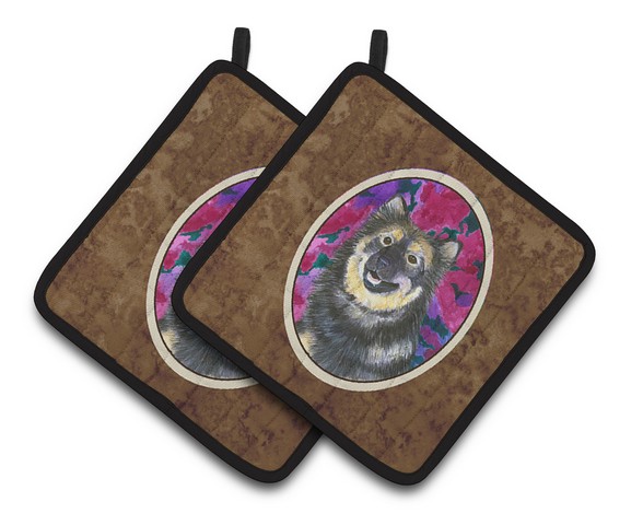 Picture of Carolines Treasures SS1063PTHD Finnish Lapphund Pair of Pot Holders, 7.5 x 3 x 7.5 in.