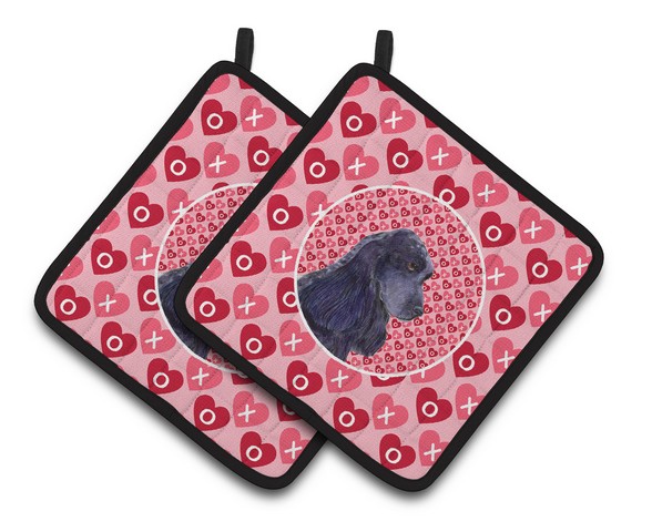 Picture of Carolines Treasures SS4471PTHD Black Cocker Spaniel Hearts Love Valentines Day Pair of Pot Holders, 7.5 x 3 x 7.5 in.