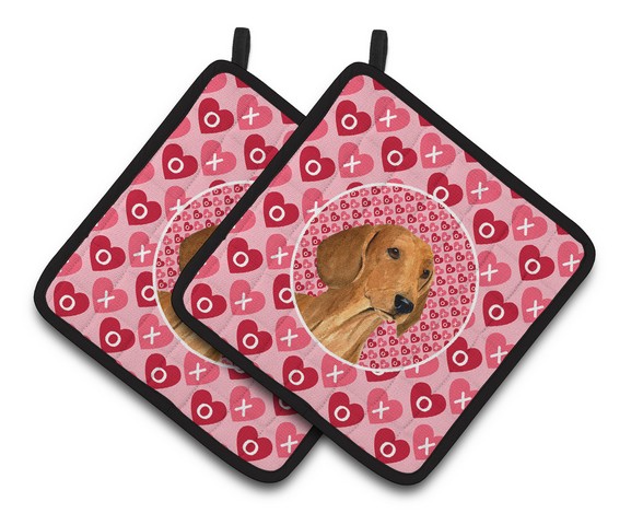 Picture of Carolines Treasures SS4487PTHD Dachshund Hearts Love & Valentines Day Portrait Pair of Pot Holders, 7.5 x 3 x 7.5 in.