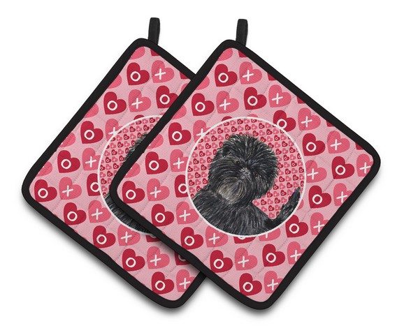 Picture of Carolines Treasures SS4511PTHD Affenpinscher Hearts Love & Valentines Day Portrait Pair of Pot Holders, 7.5 x 3 x 7.5 in.