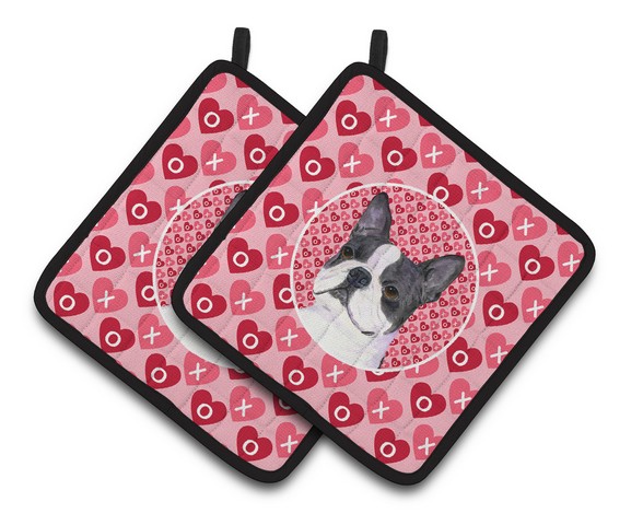 Picture of Carolines Treasures SS4516PTHD Boston Terrier Hearts Love Valentines Day Pair of Pot Holders, 7.5 x 3 x 7.5 in.