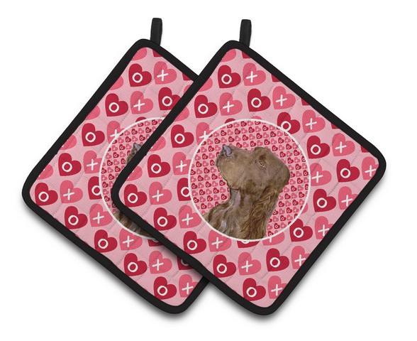 Picture of Carolines Treasures SS4525PTHD Field Spaniel Hearts Love & Valentines Day Portrait Pair of Pot Holders, 7.5 x 3 x 7.5 in.