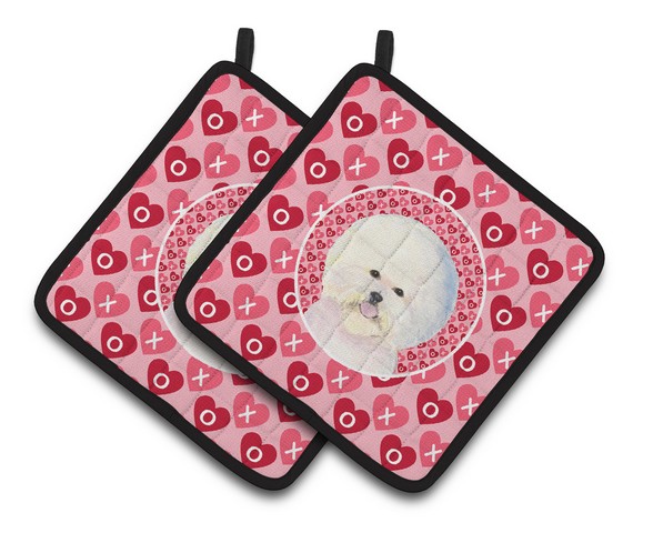 Picture of Carolines Treasures SS4526PTHD Bichon Frise Hearts Love & Valentines Day Portrait Pair of Pot Holders, 7.5 x 3 x 7.5 in.