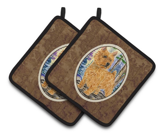 Picture of Carolines Treasures SS8011PTHD Norwich Terrier Pair of Pot Holders, 7.5 x 3 x 7.5 in.