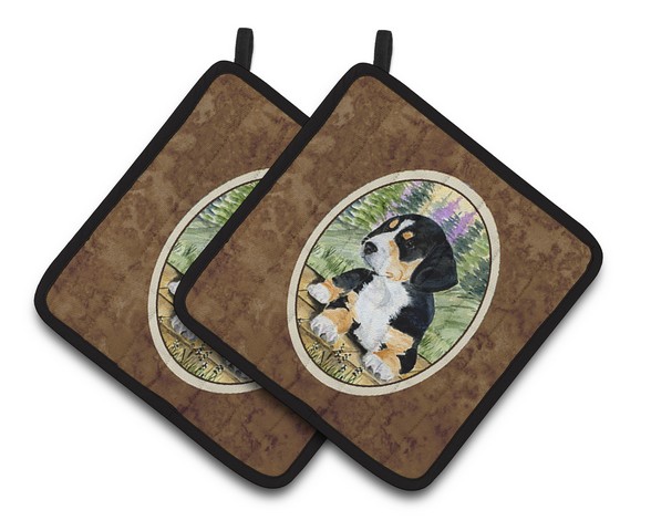 Picture of Carolines Treasures SS8132PTHD Entlebucher Mountain Dog Pair of Pot Holders, 7.5 x 3 x 7.5 in.