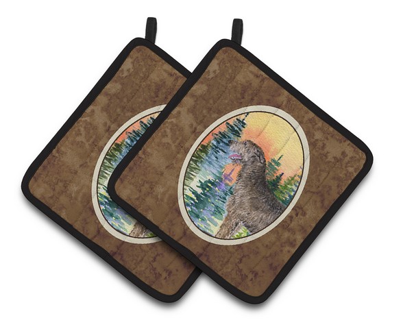 Picture of Carolines Treasures SS8205PTHD Irish Wolfhound Pair of Pot Holders, 7.5 x 3 x 7.5 in.