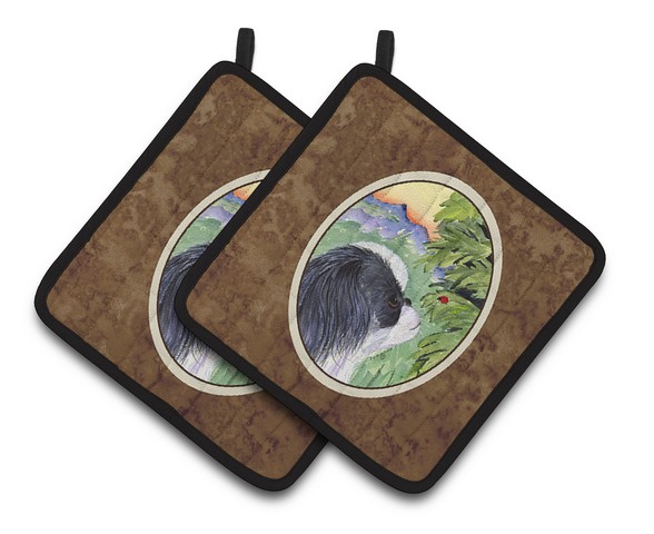 Picture of Carolines Treasures SS8259PTHD Japanese Chin Pair of Pot Holders, 7.5 x 3 x 7.5 in.