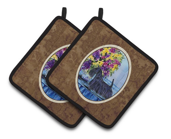 Picture of Carolines Treasures SS8309PTHD Scottish Terrier Pair of Pot Holders, 7.5 x 3 x 7.5 in.