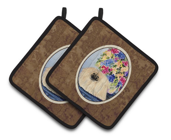Picture of Carolines Treasures SS8315PTHD Pekingese Pair of Pot Holders, 7.5 x 3 x 7.5 in.